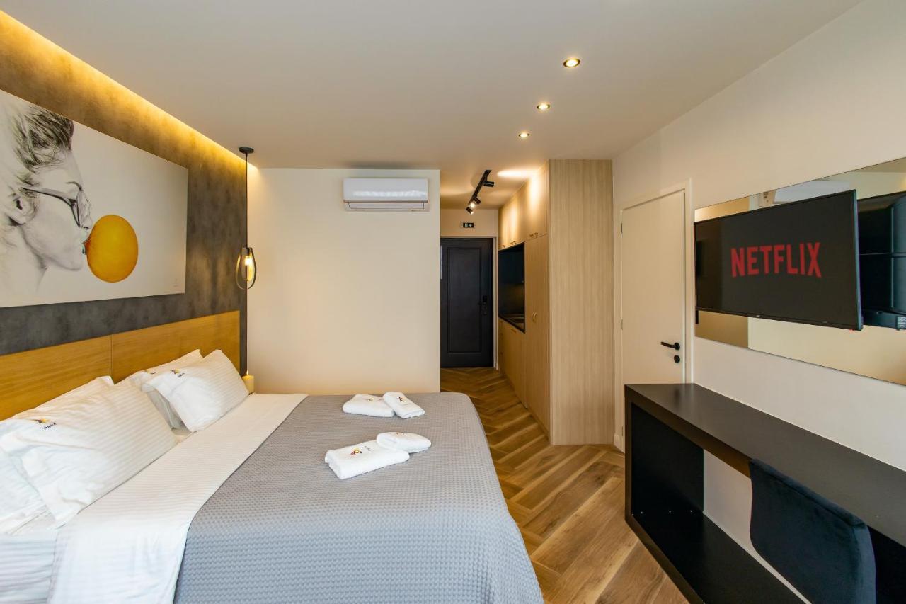 Triple A - Prime Location - Between Monastiraki & Syntagma Square-Free Parking! アテネ エクステリア 写真